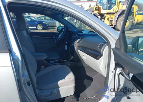 2014 Kia Sorento Lx из США, поврежденный, VIN 5XYKT4A72EG521953